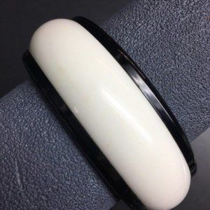 Classic White Bangle Bracelet As Is Black Edge Retro Mod Acrylic